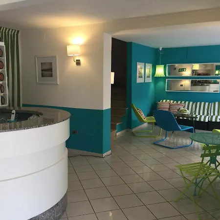 Gialpina Hotel *