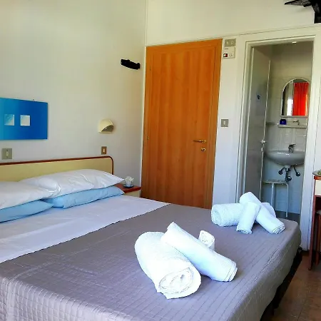 Gialpina Hotel *